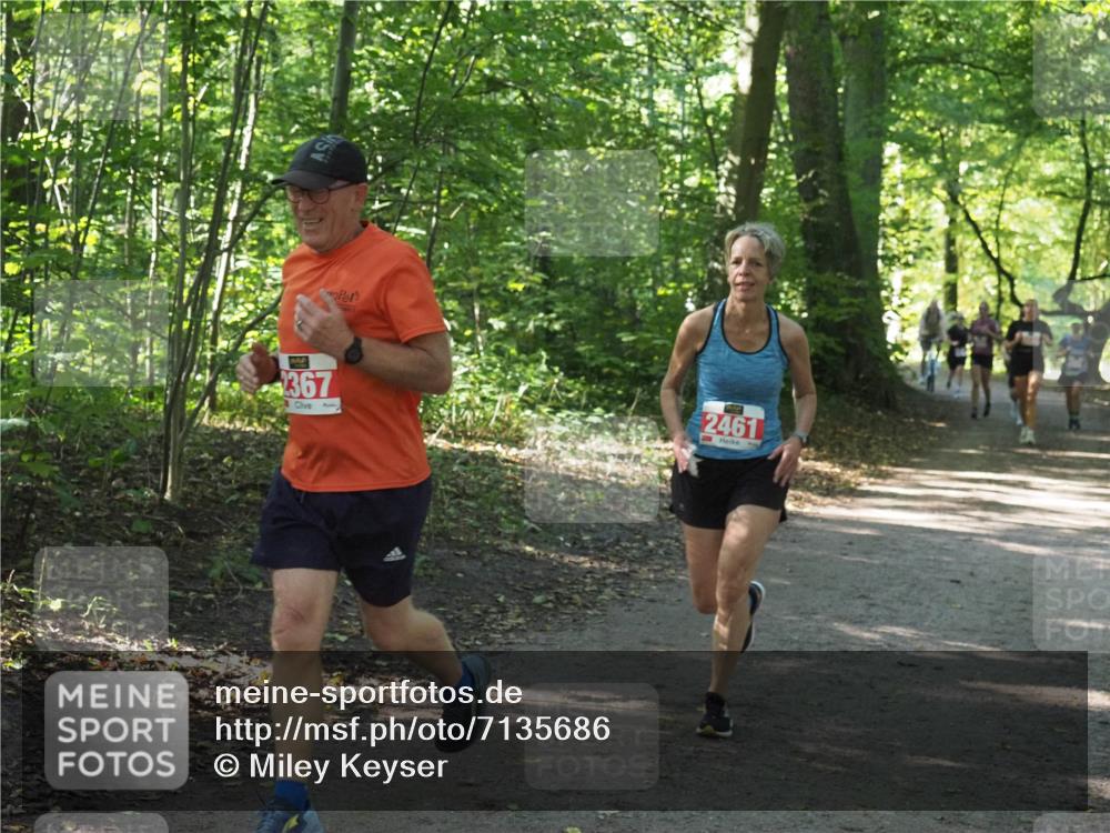 22.09.2024 - 32. Volkslauf durch das schöne Alstertal Miley Keyser http://msf.ph/oto/7135686 22.09.2024 10:45:43 Laufen 2367, 2461 meine-sportfotos.de