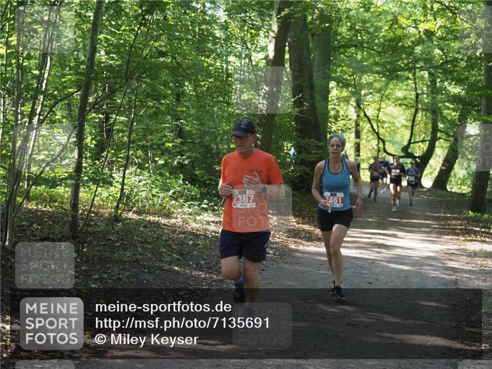 22.09.2024 - 32. Volkslauf durch das schöne Alstertal Miley Keyser http://msf.ph/oto/7135691 22.09.2024 10:45:42 Laufen 2367, 2461 meine-sportfotos.de