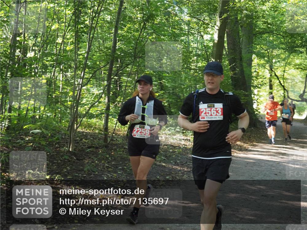 22.09.2024 - 32. Volkslauf durch das schöne Alstertal Miley Keyser http://msf.ph/oto/7135697 22.09.2024 10:45:38 Laufen 2259, 2563 meine-sportfotos.de