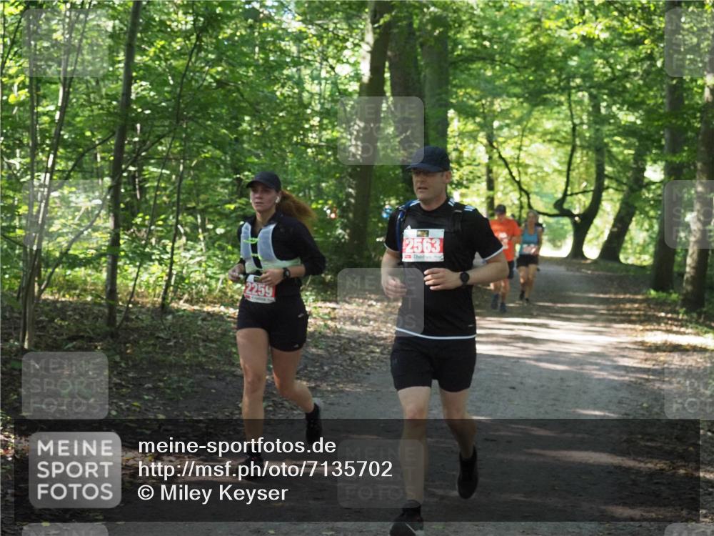 22.09.2024 - 32. Volkslauf durch das schöne Alstertal Miley Keyser http://msf.ph/oto/7135702 22.09.2024 10:45:37 Laufen 2259, 2563 meine-sportfotos.de