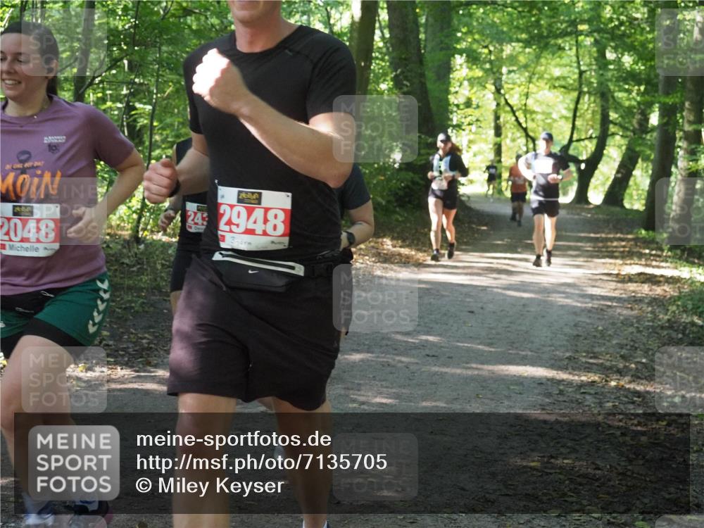 22.09.2024 - 32. Volkslauf durch das schöne Alstertal Miley Keyser http://msf.ph/oto/7135705 22.09.2024 10:45:34 Laufen 2048, 24, 2948 meine-sportfotos.de