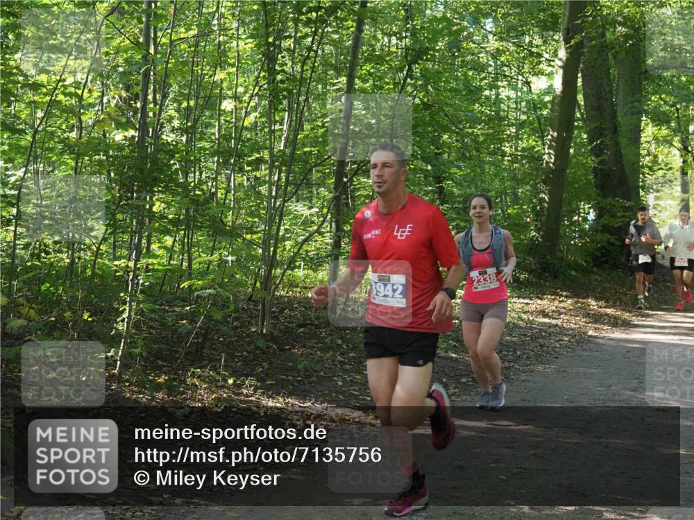 22.09.2024 - 32. Volkslauf durch das schöne Alstertal Miley Keyser http://msf.ph/oto/7135756 22.09.2024 10:45:13 Laufen 3942, 2338, 222 meine-sportfotos.de