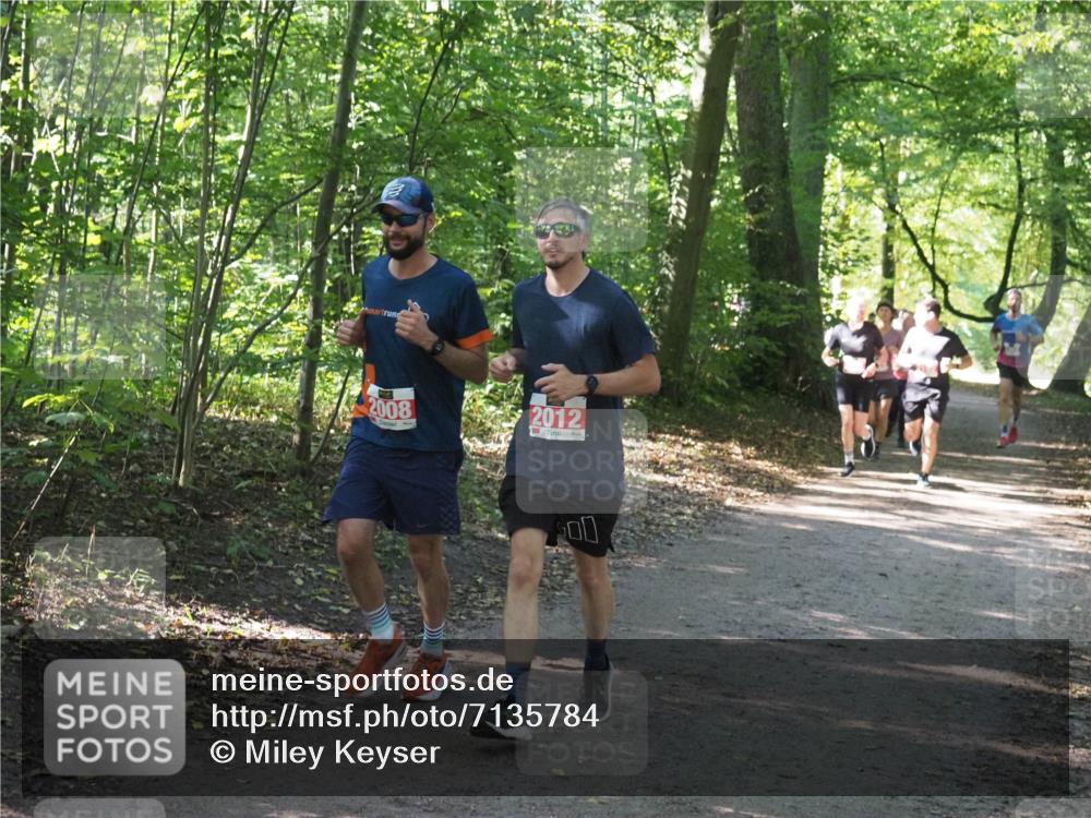 22.09.2024 - 32. Volkslauf durch das schöne Alstertal Miley Keyser http://msf.ph/oto/7135784 22.09.2024 10:45:05 Laufen 2008, 2012 meine-sportfotos.de