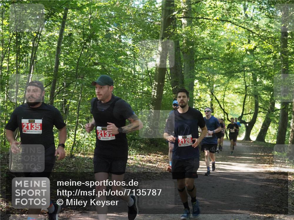 22.09.2024 - 32. Volkslauf durch das schöne Alstertal Miley Keyser http://msf.ph/oto/7135787 22.09.2024 10:45:03 Laufen 2135, 213, 2126, 00 meine-sportfotos.de