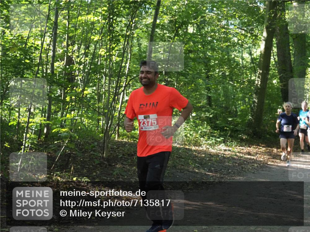 22.09.2024 - 32. Volkslauf durch das schöne Alstertal Miley Keyser http://msf.ph/oto/7135817 22.09.2024 10:44:49 Laufen 2375 meine-sportfotos.de