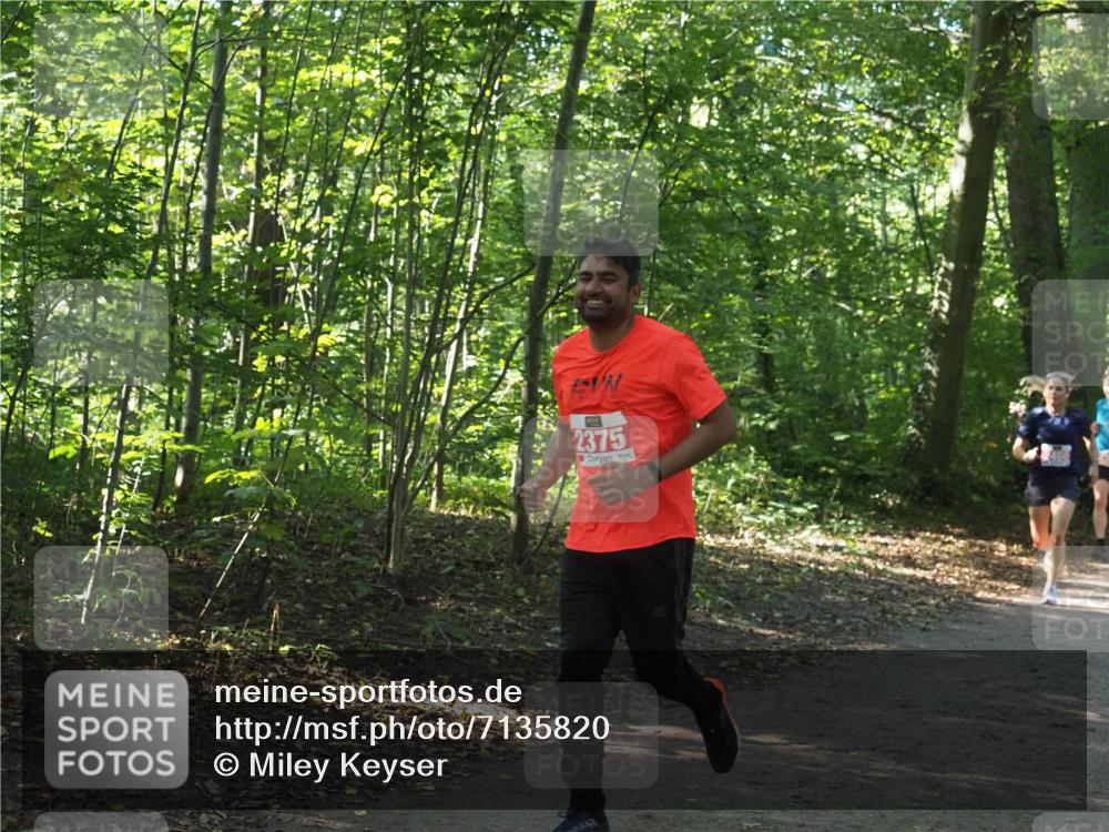 22.09.2024 - 32. Volkslauf durch das schöne Alstertal Miley Keyser http://msf.ph/oto/7135820 22.09.2024 10:44:49 Laufen 2375 meine-sportfotos.de