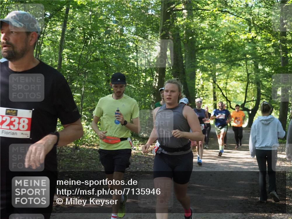 22.09.2024 - 32. Volkslauf durch das schöne Alstertal Miley Keyser http://msf.ph/oto/7135946 22.09.2024 10:43:48 Laufen 238 meine-sportfotos.de