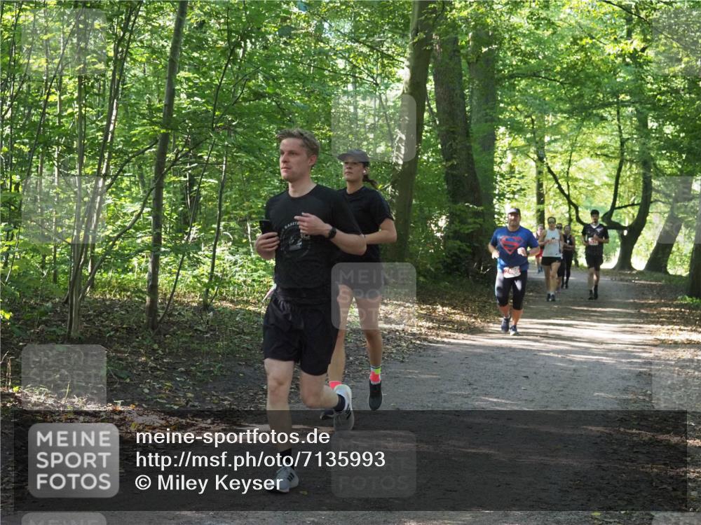 22.09.2024 - 32. Volkslauf durch das schöne Alstertal Miley Keyser http://msf.ph/oto/7135993 22.09.2024 10:43:27 Laufen 2486 meine-sportfotos.de