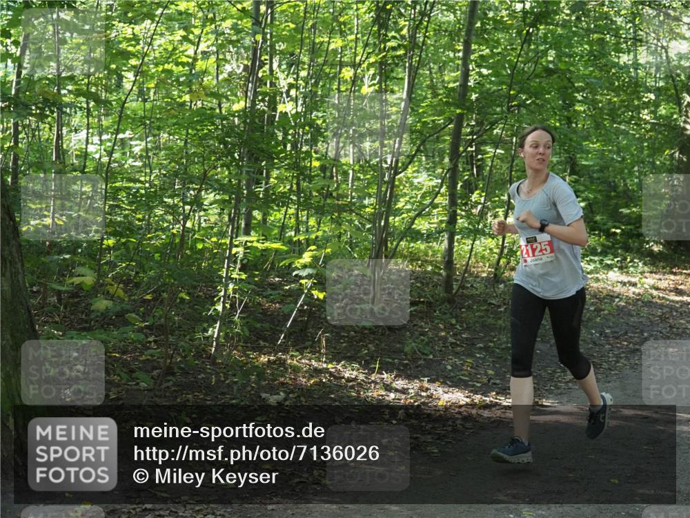 22.09.2024 - 32. Volkslauf durch das schöne Alstertal Miley Keyser http://msf.ph/oto/7136026 22.09.2024 10:43:10 Laufen 2125 meine-sportfotos.de