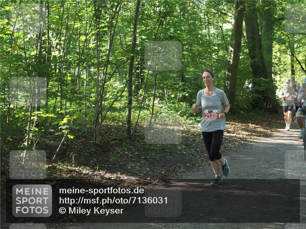 22.09.2024 - 32. Volkslauf durch das schöne Alstertal Miley Keyser http://msf.ph/oto/7136031 22.09.2024 10:43:10 Laufen 2125 meine-sportfotos.de
