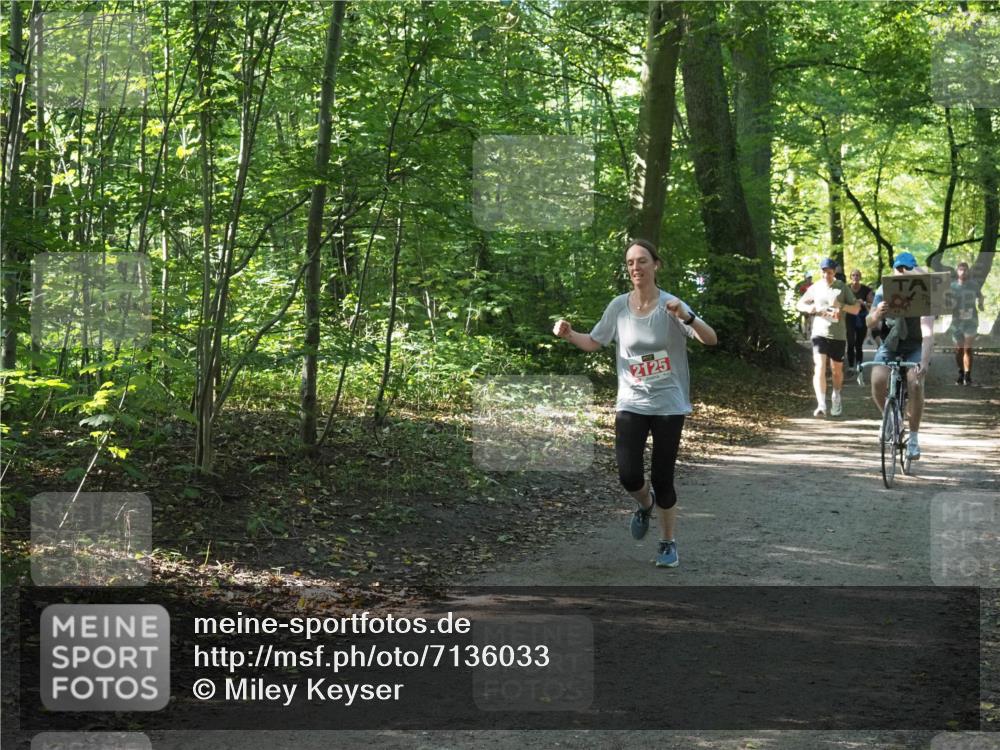 22.09.2024 - 32. Volkslauf durch das schöne Alstertal Miley Keyser http://msf.ph/oto/7136033 22.09.2024 10:43:10 Laufen 2125 meine-sportfotos.de