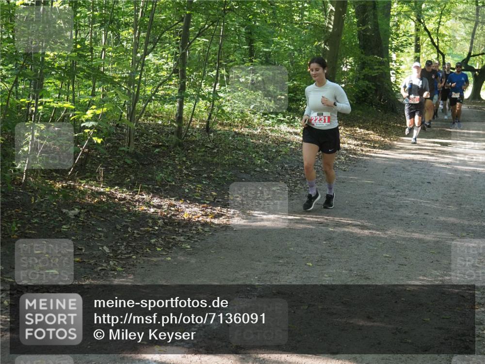 22.09.2024 - 32. Volkslauf durch das schöne Alstertal Miley Keyser http://msf.ph/oto/7136091 22.09.2024 10:42:36 Laufen 2231 meine-sportfotos.de