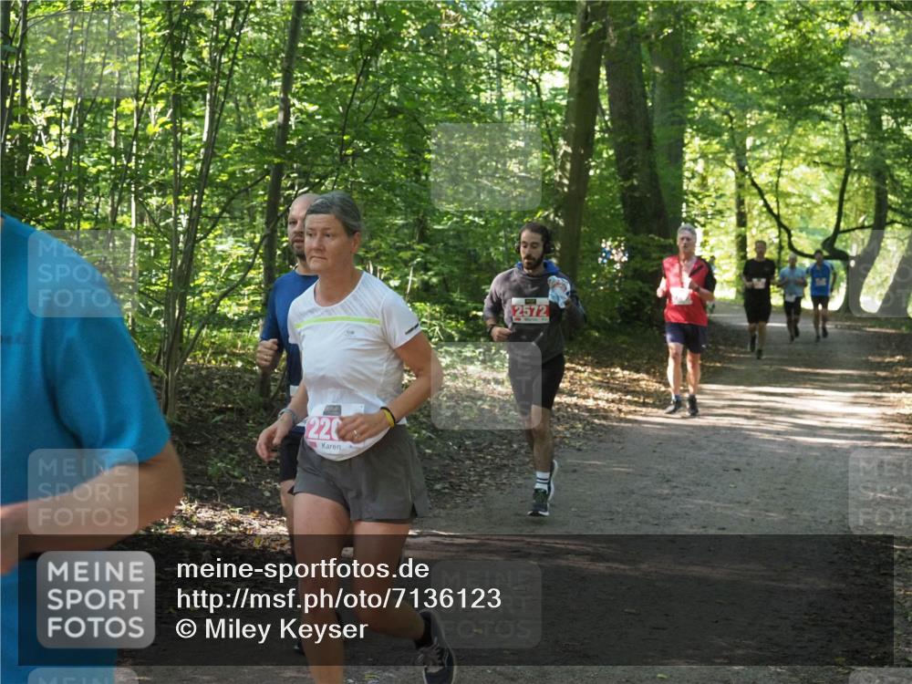 22.09.2024 - 32. Volkslauf durch das schöne Alstertal Miley Keyser http://msf.ph/oto/7136123 22.09.2024 10:42:22 Laufen 220, 2572 meine-sportfotos.de