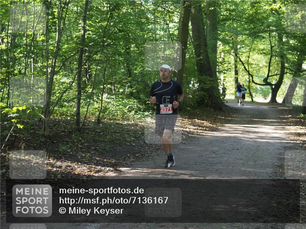 22.09.2024 - 32. Volkslauf durch das schöne Alstertal Miley Keyser http://msf.ph/oto/7136167 22.09.2024 10:42:04 Laufen 2571 meine-sportfotos.de