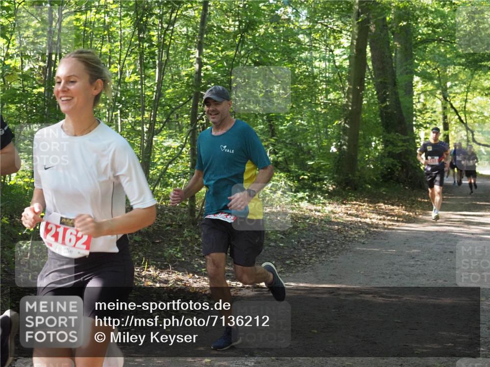 22.09.2024 - 32. Volkslauf durch das schöne Alstertal Miley Keyser http://msf.ph/oto/7136212 22.09.2024 10:41:46 Laufen 2162 meine-sportfotos.de