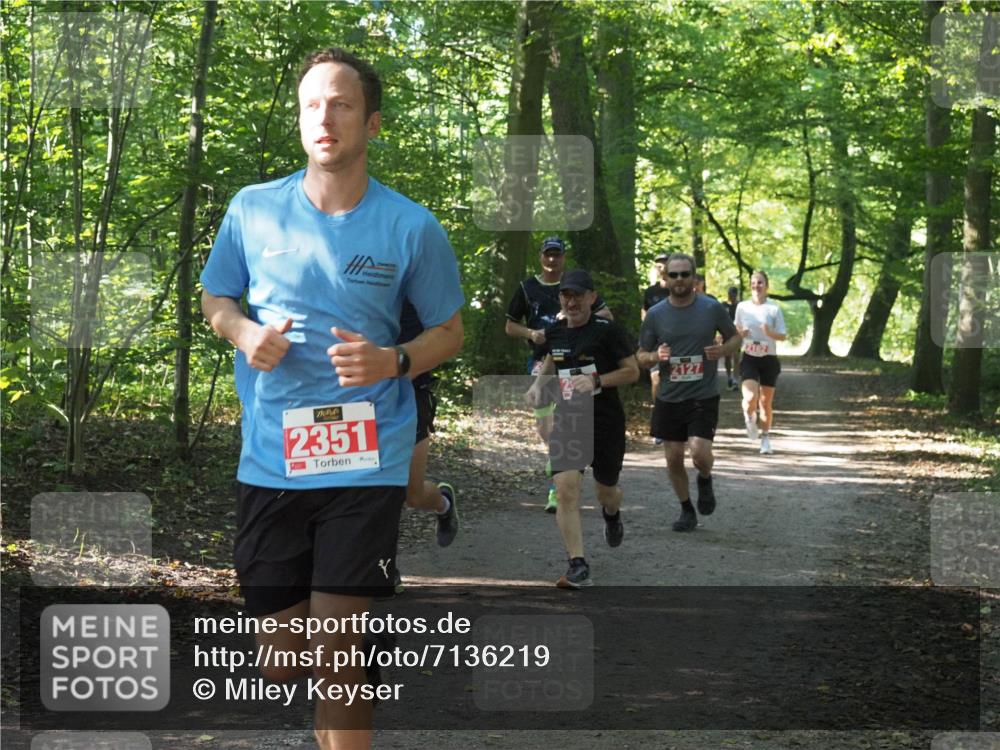 22.09.2024 - 32. Volkslauf durch das schöne Alstertal Miley Keyser http://msf.ph/oto/7136219 22.09.2024 10:41:42 Laufen 2351, 2127 meine-sportfotos.de