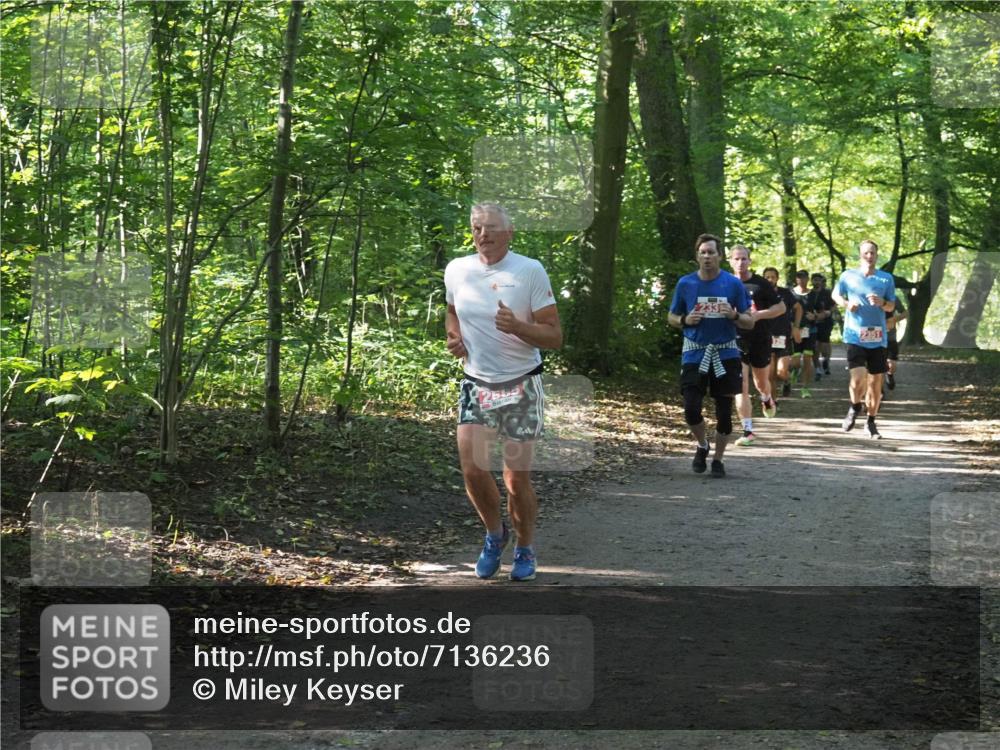 22.09.2024 - 32. Volkslauf durch das schöne Alstertal Miley Keyser http://msf.ph/oto/7136236 22.09.2024 10:41:38 Laufen 12565, 233 meine-sportfotos.de