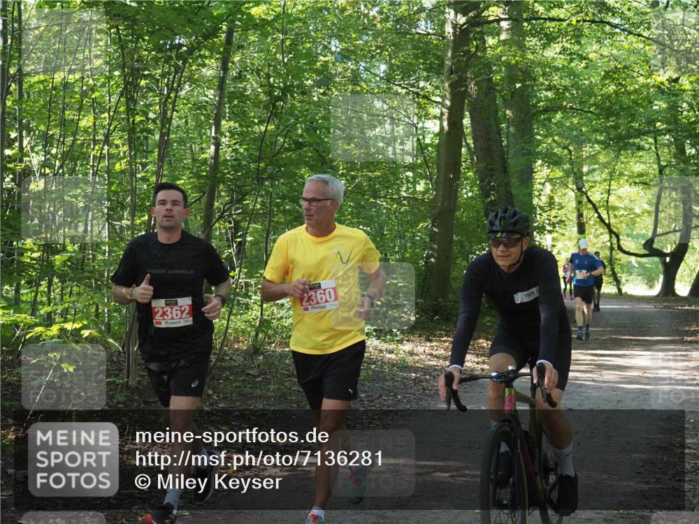 22.09.2024 - 32. Volkslauf durch das schöne Alstertal Miley Keyser http://msf.ph/oto/7136281 22.09.2024 10:41:13 Laufen 2362, 2360 meine-sportfotos.de