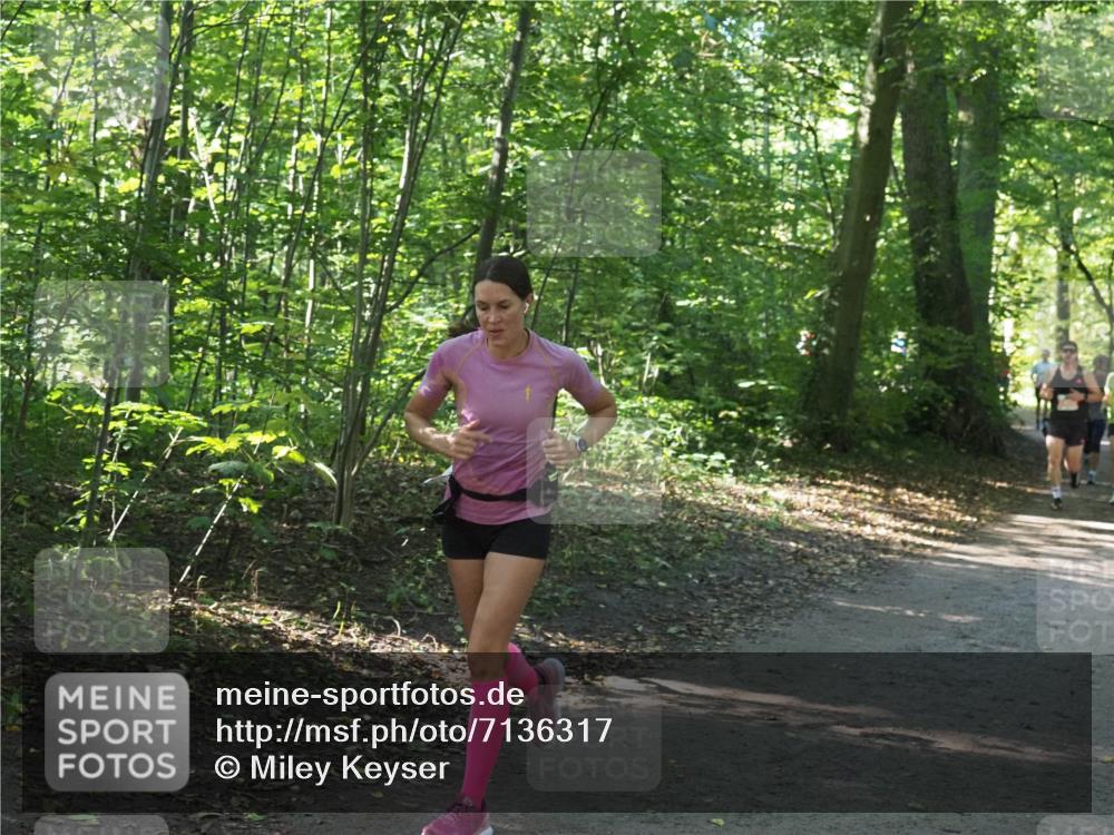 22.09.2024 - 32. Volkslauf durch das schöne Alstertal Miley Keyser http://msf.ph/oto/7136317 22.09.2024 10:40:57 Laufen  meine-sportfotos.de