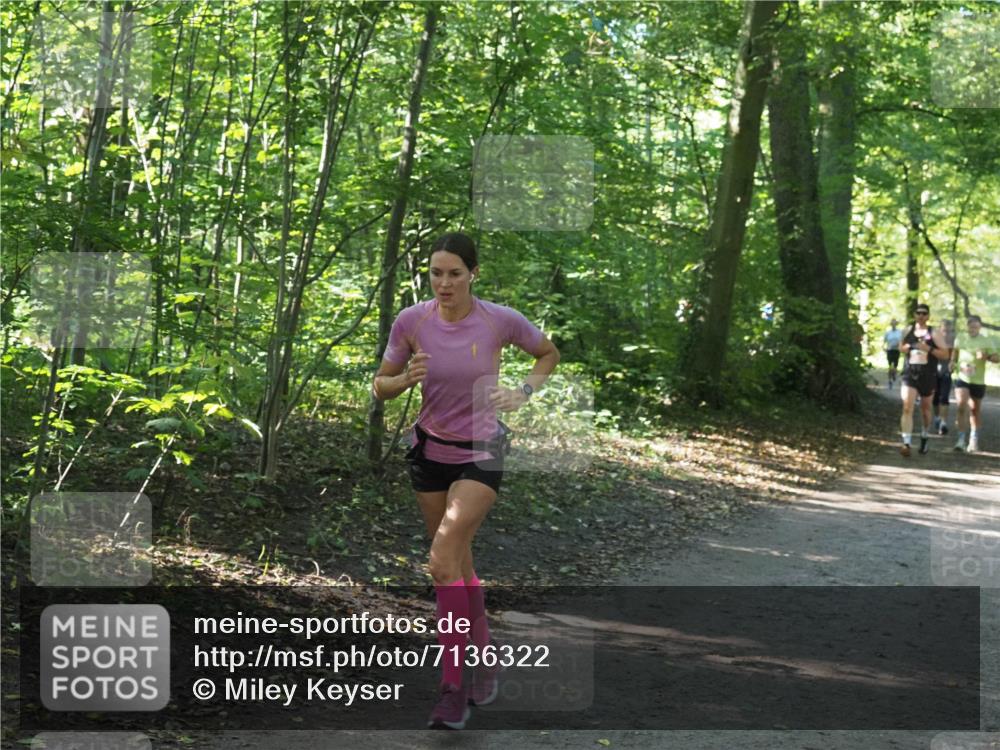 22.09.2024 - 32. Volkslauf durch das schöne Alstertal Miley Keyser http://msf.ph/oto/7136322 22.09.2024 10:40:57 Laufen  meine-sportfotos.de