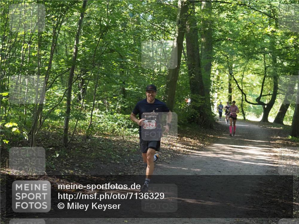 22.09.2024 - 32. Volkslauf durch das schöne Alstertal Miley Keyser http://msf.ph/oto/7136329 22.09.2024 10:40:51 Laufen 2529 meine-sportfotos.de