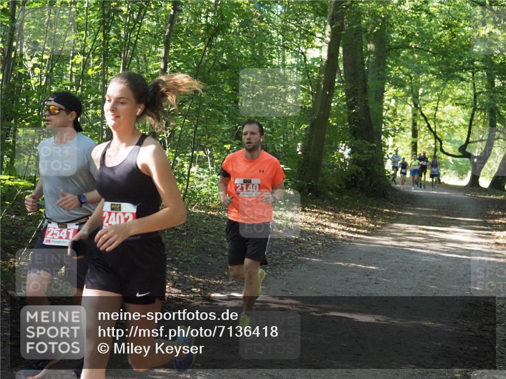 22.09.2024 - 32. Volkslauf durch das schöne Alstertal Miley Keyser http://msf.ph/oto/7136418 22.09.2024 10:39:56 Laufen 2541, 2402, 2140 meine-sportfotos.de