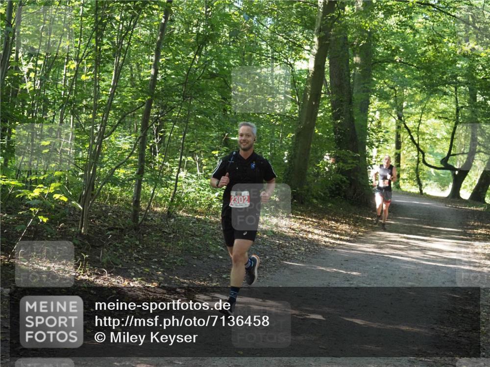 22.09.2024 - 32. Volkslauf durch das schöne Alstertal Miley Keyser http://msf.ph/oto/7136458 22.09.2024 10:39:34 Laufen 2302 meine-sportfotos.de