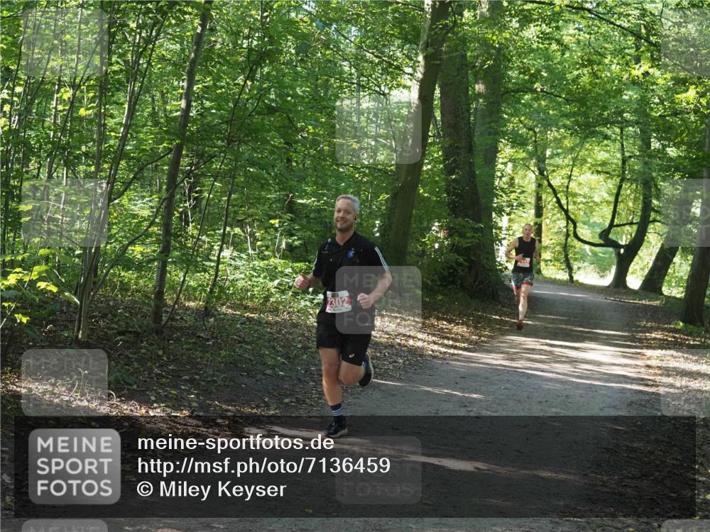 22.09.2024 - 32. Volkslauf durch das schöne Alstertal Miley Keyser http://msf.ph/oto/7136459 22.09.2024 10:39:34 Laufen 2302 meine-sportfotos.de
