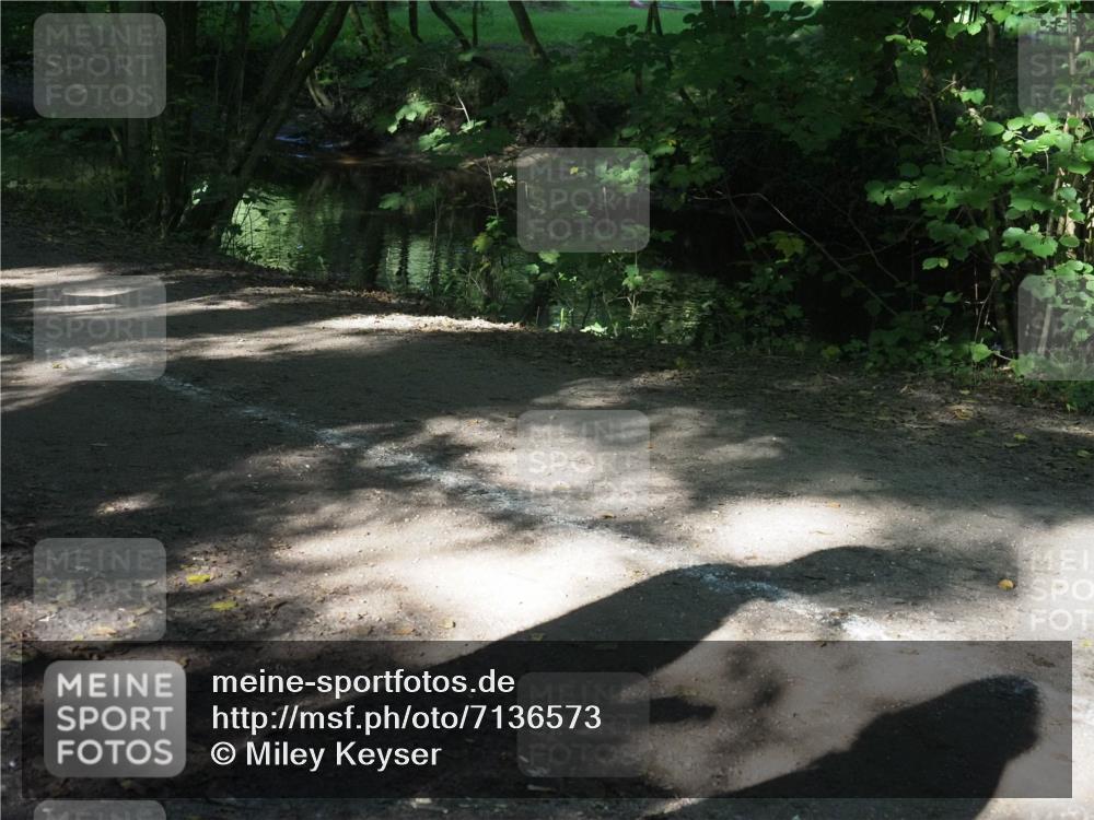 22.09.2024 - 32. Volkslauf durch das schöne Alstertal Miley Keyser http://msf.ph/oto/7136573 22.09.2024 10:38:50 Laufen  meine-sportfotos.de