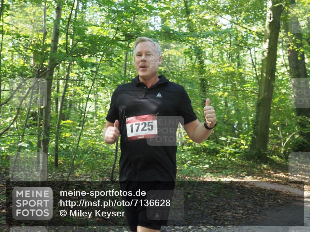 22.09.2024 - 32. Volkslauf durch das schöne Alstertal Miley Keyser http://msf.ph/oto/7136628 22.09.2024 10:28:24 Laufen 1725, 800, 6, 9 meine-sportfotos.de