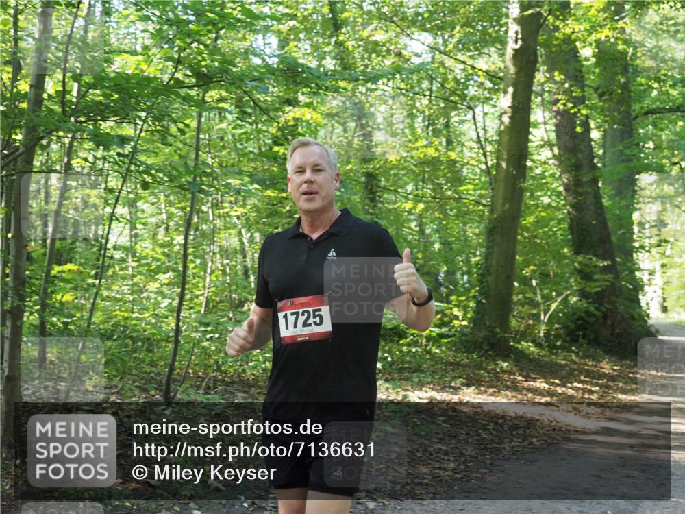 22.09.2024 - 32. Volkslauf durch das schöne Alstertal Miley Keyser http://msf.ph/oto/7136631 22.09.2024 10:28:24 Laufen 1725 meine-sportfotos.de