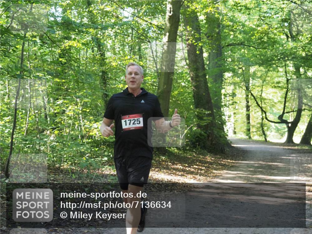 22.09.2024 - 32. Volkslauf durch das schöne Alstertal Miley Keyser http://msf.ph/oto/7136634 22.09.2024 10:28:23 Laufen 1725 meine-sportfotos.de