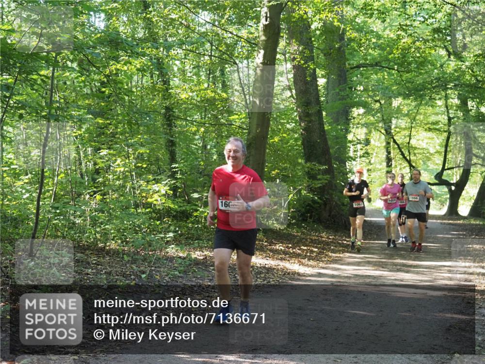 22.09.2024 - 32. Volkslauf durch das schöne Alstertal Miley Keyser http://msf.ph/oto/7136671 22.09.2024 10:27:35 Laufen 160, 1063, 1059, 1066, 1666 meine-sportfotos.de