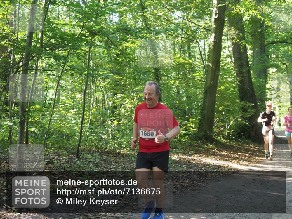 22.09.2024 - 32. Volkslauf durch das schöne Alstertal Miley Keyser http://msf.ph/oto/7136675 22.09.2024 10:27:36 Laufen 1660, 1063 meine-sportfotos.de