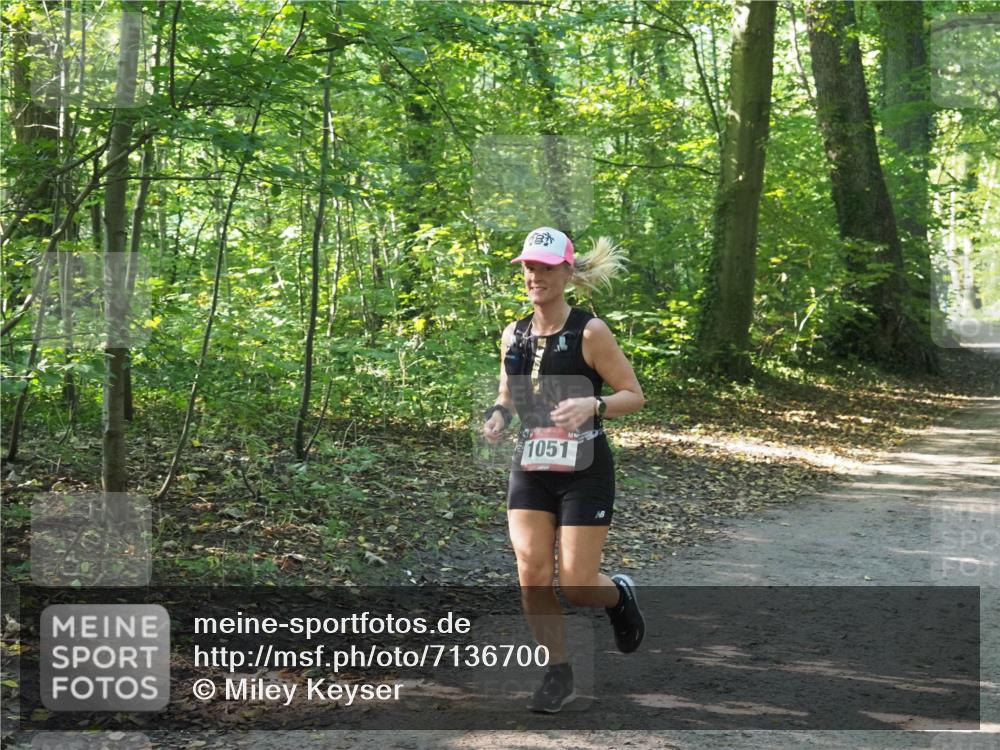 22.09.2024 - 32. Volkslauf durch das schöne Alstertal Miley Keyser http://msf.ph/oto/7136700 22.09.2024 10:26:40 Laufen 1051 meine-sportfotos.de