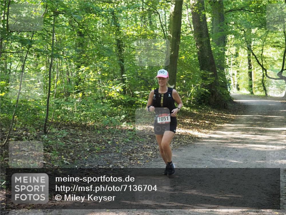 22.09.2024 - 32. Volkslauf durch das schöne Alstertal Miley Keyser http://msf.ph/oto/7136704 22.09.2024 10:26:39 Laufen 1051 meine-sportfotos.de