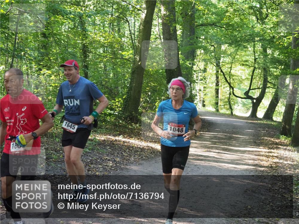 22.09.2024 - 32. Volkslauf durch das schöne Alstertal Miley Keyser http://msf.ph/oto/7136794 22.09.2024 10:25:30 Laufen 160, 1645, 1048 meine-sportfotos.de