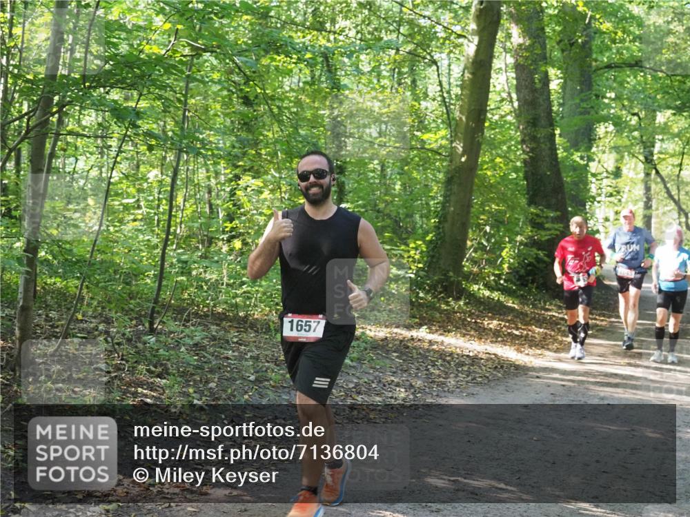 22.09.2024 - 32. Volkslauf durch das schöne Alstertal Miley Keyser http://msf.ph/oto/7136804 22.09.2024 10:25:26 Laufen 1657 meine-sportfotos.de