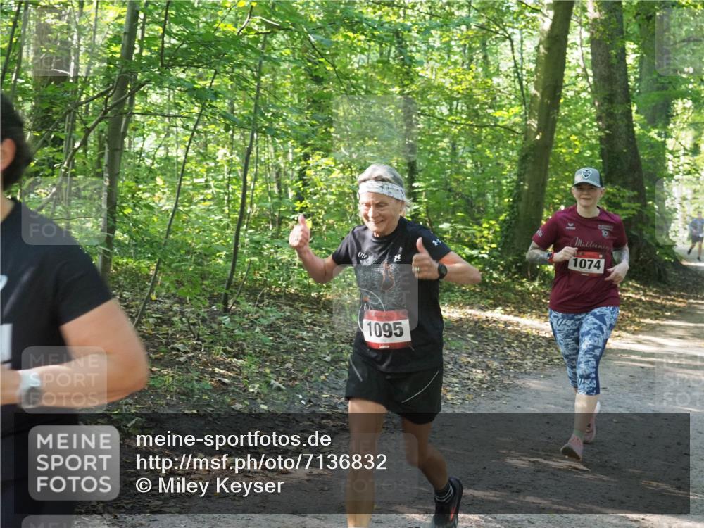 22.09.2024 - 32. Volkslauf durch das schöne Alstertal Miley Keyser http://msf.ph/oto/7136832 22.09.2024 10:25:07 Laufen 1095, 1074 meine-sportfotos.de