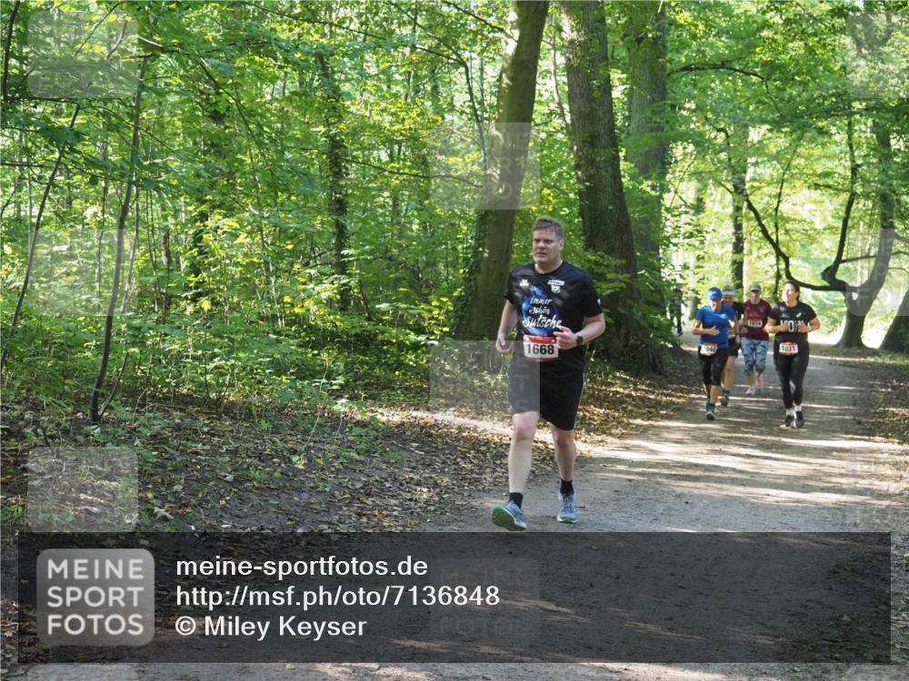 22.09.2024 - 32. Volkslauf durch das schöne Alstertal Miley Keyser http://msf.ph/oto/7136848 22.09.2024 10:25:01 Laufen 10, 1668, 1074, 1031 meine-sportfotos.de
