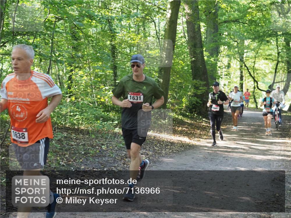 22.09.2024 - 32. Volkslauf durch das schöne Alstertal Miley Keyser http://msf.ph/oto/7136966 22.09.2024 10:24:15 Laufen 4, 1638, 1631, 1039, 1047 meine-sportfotos.de