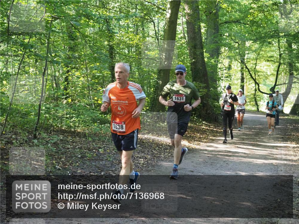 22.09.2024 - 32. Volkslauf durch das schöne Alstertal Miley Keyser http://msf.ph/oto/7136968 22.09.2024 10:24:14 Laufen 1638, 1631, 1047 meine-sportfotos.de