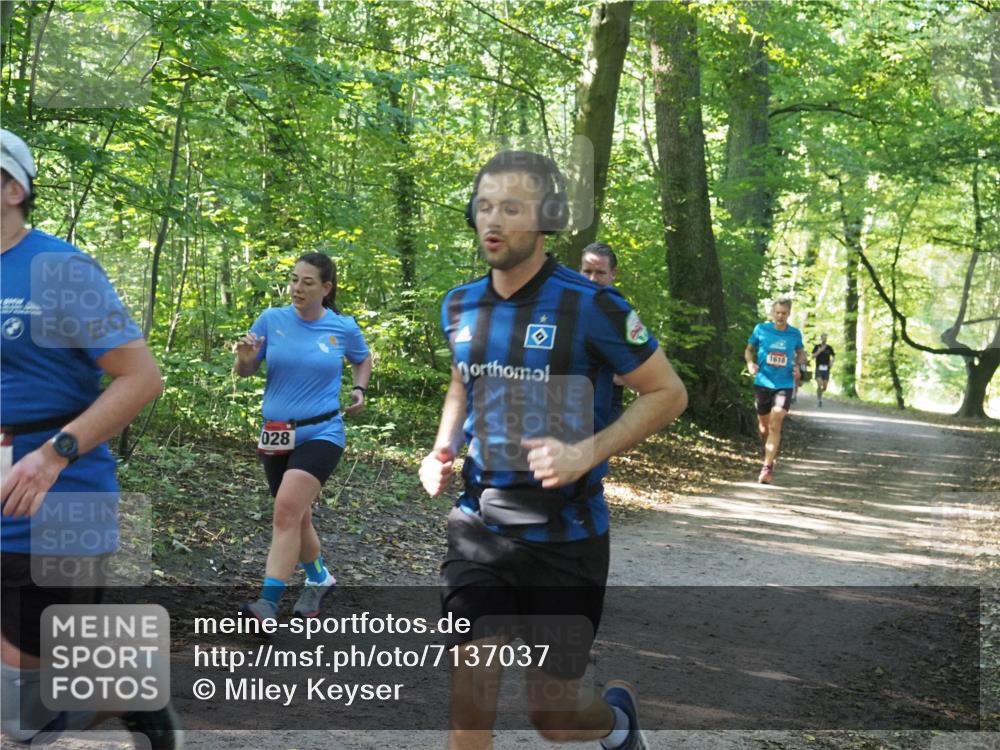 22.09.2024 - 32. Volkslauf durch das schöne Alstertal Miley Keyser http://msf.ph/oto/7137037 22.09.2024 10:23:40 Laufen 028, 1618 meine-sportfotos.de