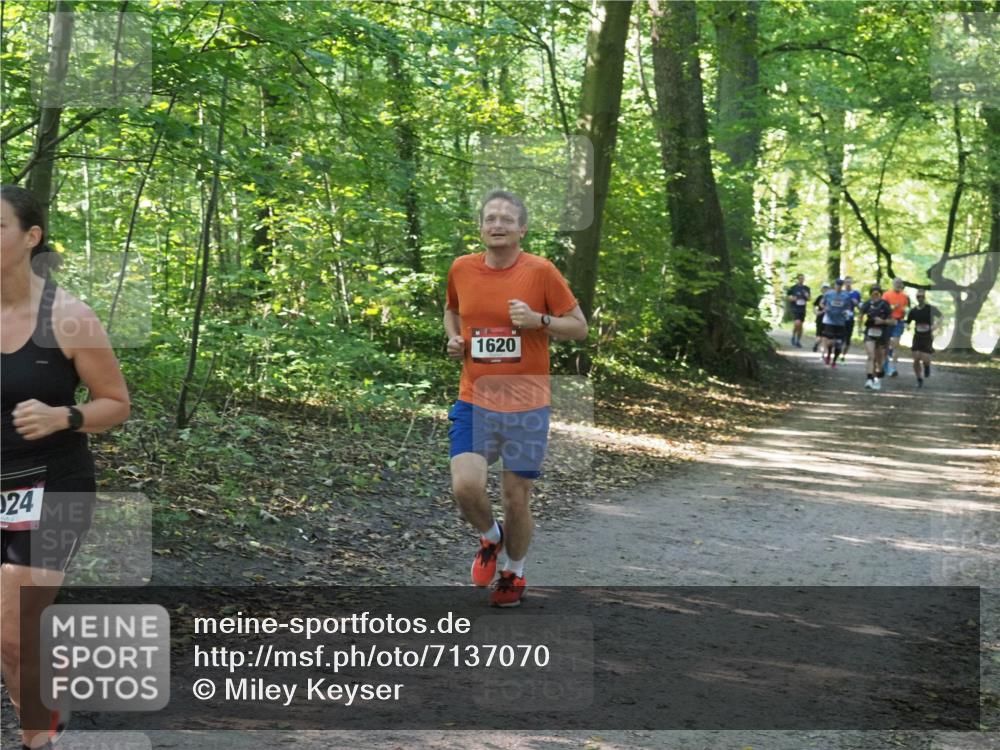 22.09.2024 - 32. Volkslauf durch das schöne Alstertal Miley Keyser http://msf.ph/oto/7137070 22.09.2024 10:23:27 Laufen 024, 1620 meine-sportfotos.de