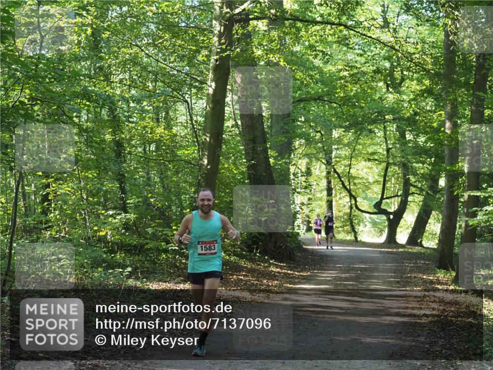 22.09.2024 - 32. Volkslauf durch das schöne Alstertal Miley Keyser http://msf.ph/oto/7137096 22.09.2024 10:23:11 Laufen 1583 meine-sportfotos.de