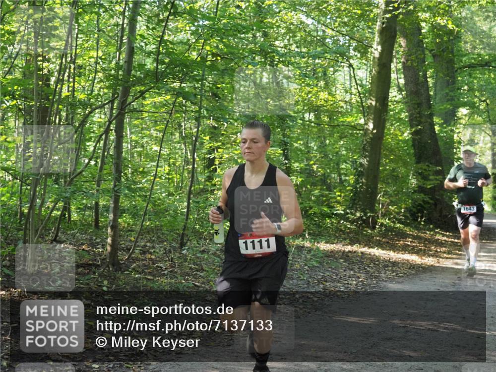 22.09.2024 - 32. Volkslauf durch das schöne Alstertal Miley Keyser http://msf.ph/oto/7137133 22.09.2024 10:22:52 Laufen 1111, 1643 meine-sportfotos.de