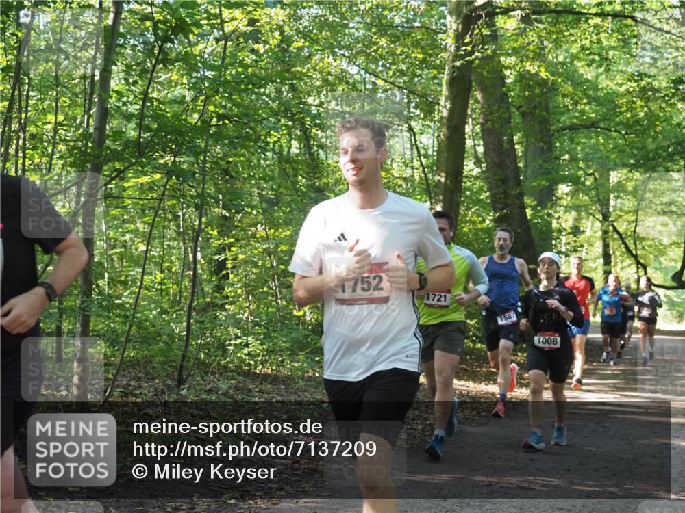 22.09.2024 - 32. Volkslauf durch das schöne Alstertal Miley Keyser http://msf.ph/oto/7137209 22.09.2024 10:22:28 Laufen 1752, 1721, 1587, 1008 meine-sportfotos.de