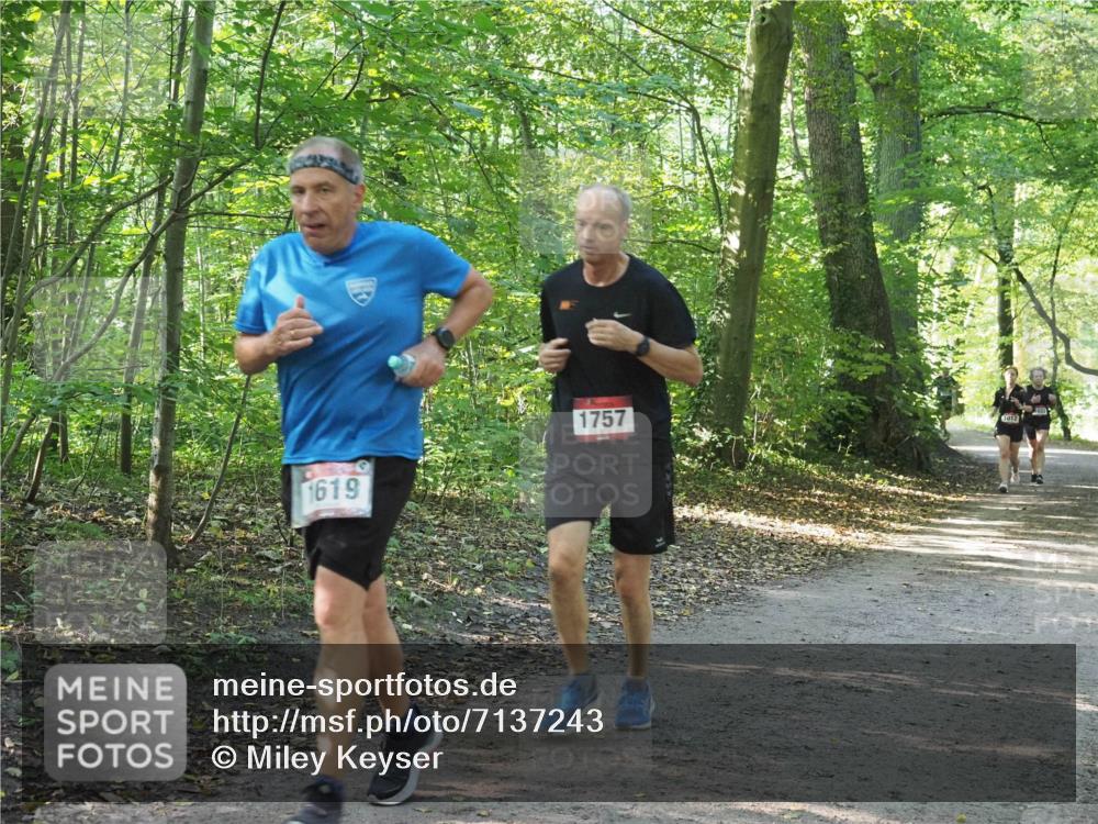 22.09.2024 - 32. Volkslauf durch das schöne Alstertal Miley Keyser http://msf.ph/oto/7137243 22.09.2024 10:22:12 Laufen 1619, 1757, 1012 meine-sportfotos.de
