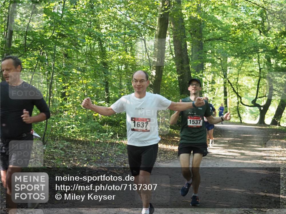 22.09.2024 - 32. Volkslauf durch das schöne Alstertal Miley Keyser http://msf.ph/oto/7137307 22.09.2024 10:21:39 Laufen 1637, 1537 meine-sportfotos.de