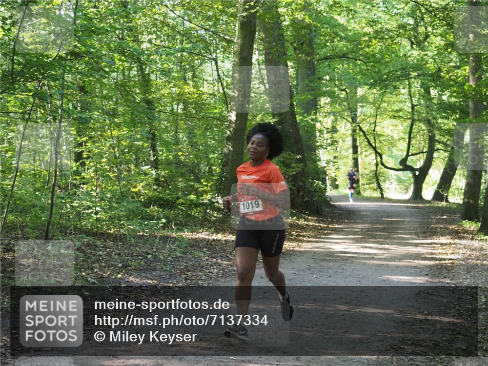 22.09.2024 - 32. Volkslauf durch das schöne Alstertal Miley Keyser http://msf.ph/oto/7137334 22.09.2024 10:21:24 Laufen 1019 meine-sportfotos.de